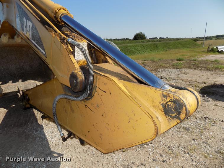 image for item DB8598 1999 Caterpillar 320B L excavator