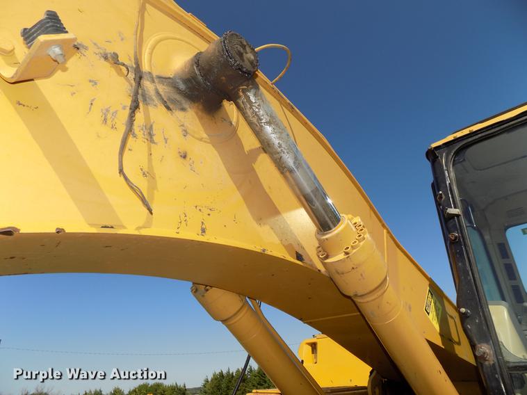 image for item DB8598 1999 Caterpillar 320B L excavator