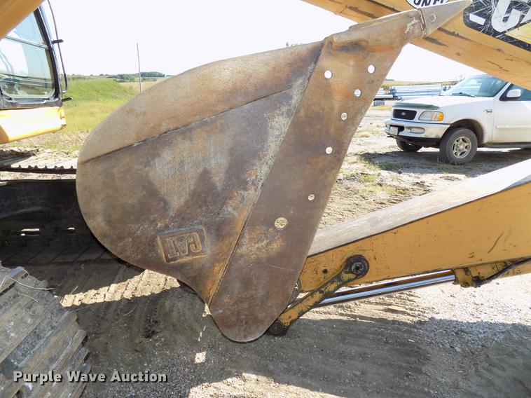 image for item DB8598 1999 Caterpillar 320B L excavator