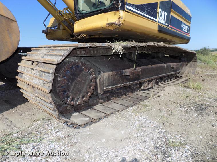 image for item DB8598 1999 Caterpillar 320B L excavator