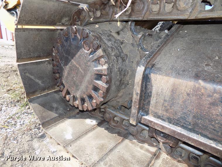 image for item DB8598 1999 Caterpillar 320B L excavator