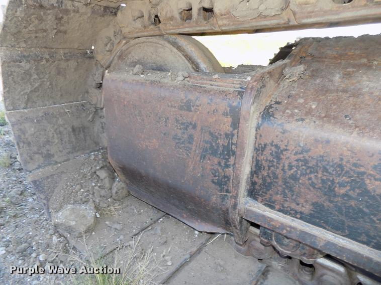 image for item DB8598 1999 Caterpillar 320B L excavator