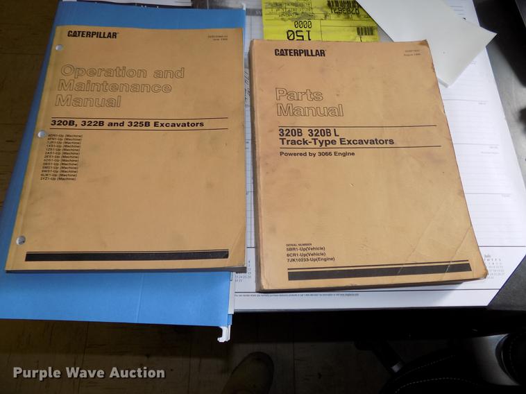 image for item DB8598 1999 Caterpillar 320B L excavator