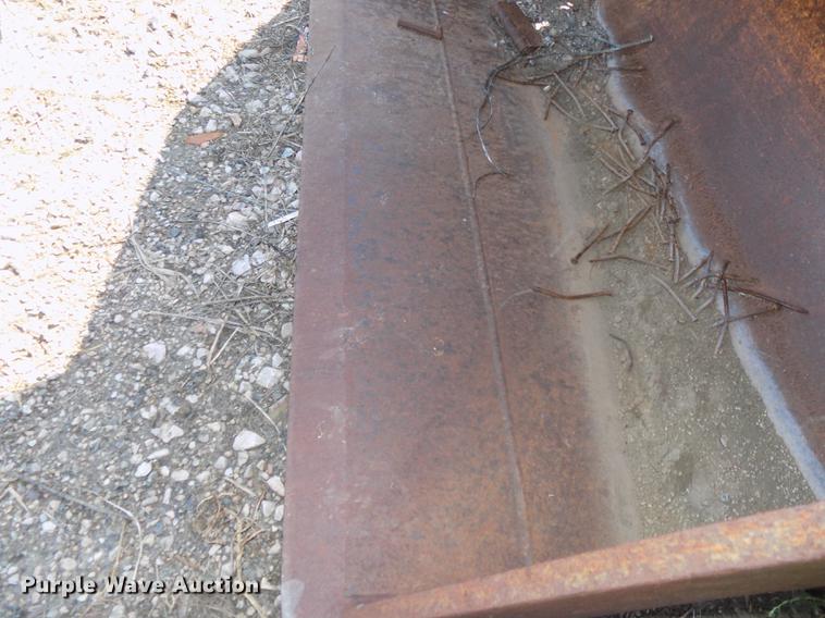 image for item DB8598 1999 Caterpillar 320B L excavator