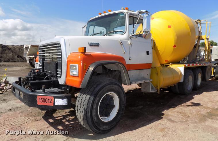 image for item DB8608 1995 Ford LT8000 ready mix truck