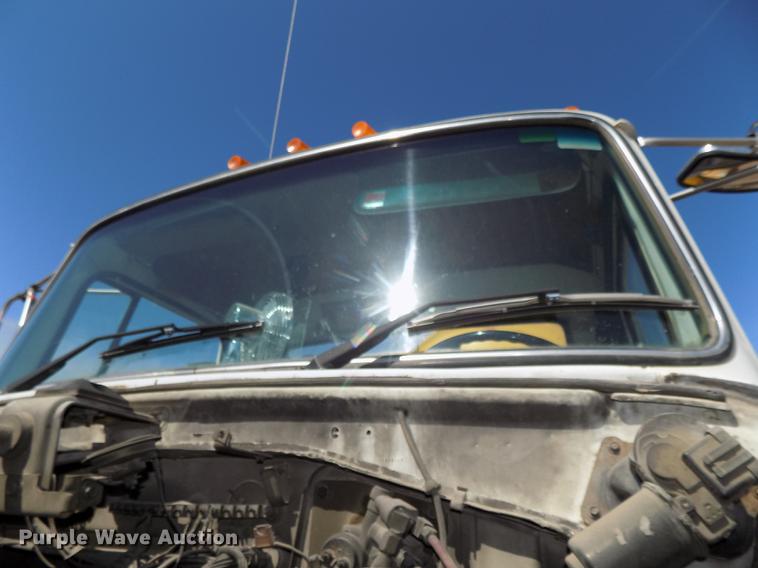 image for item DB8608 1995 Ford LT8000 ready mix truck