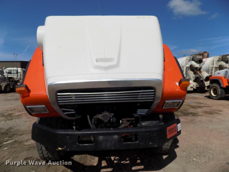 image for item DB8608 1995 Ford LT8000 ready mix truck