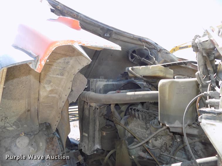 image for item DB8608 1995 Ford LT8000 ready mix truck
