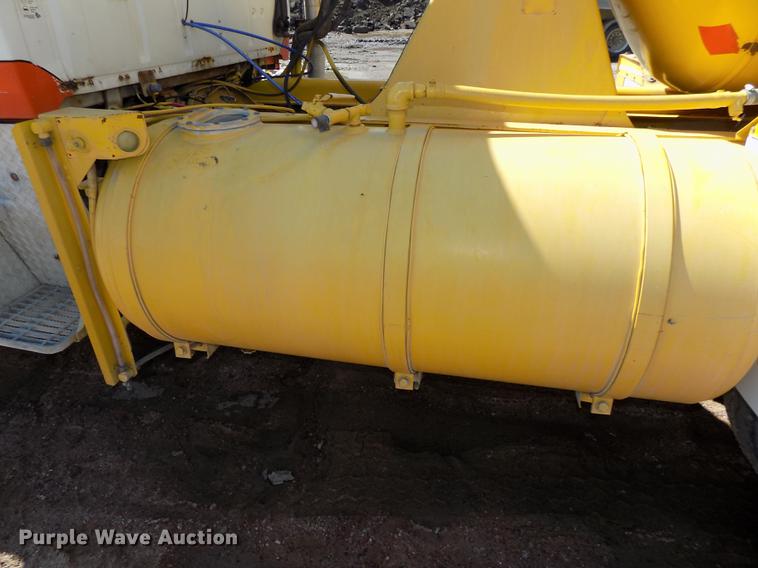 image for item DB8608 1995 Ford LT8000 ready mix truck