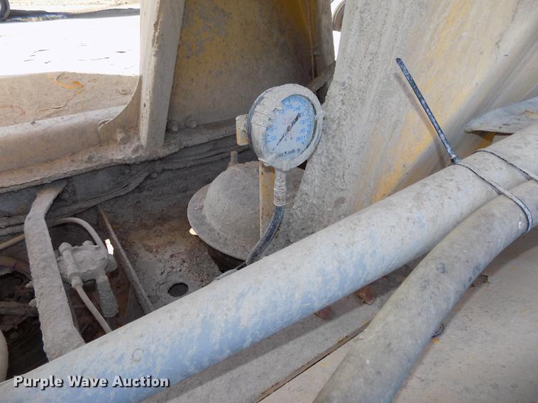 image for item DB8608 1995 Ford LT8000 ready mix truck