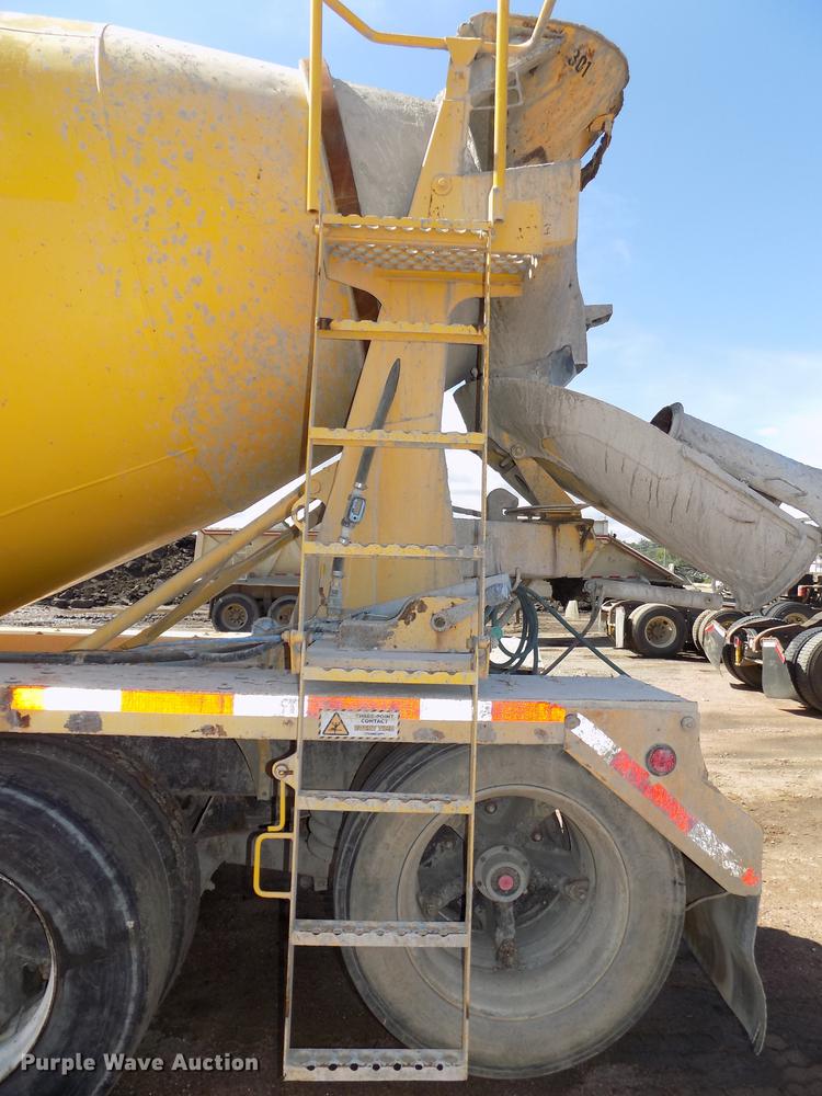 image for item DB8608 1995 Ford LT8000 ready mix truck