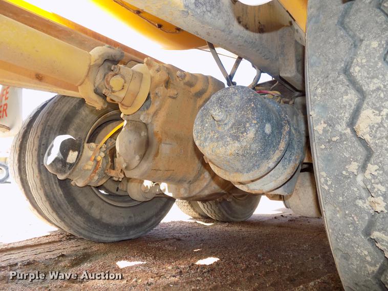 image for item DB8608 1995 Ford LT8000 ready mix truck