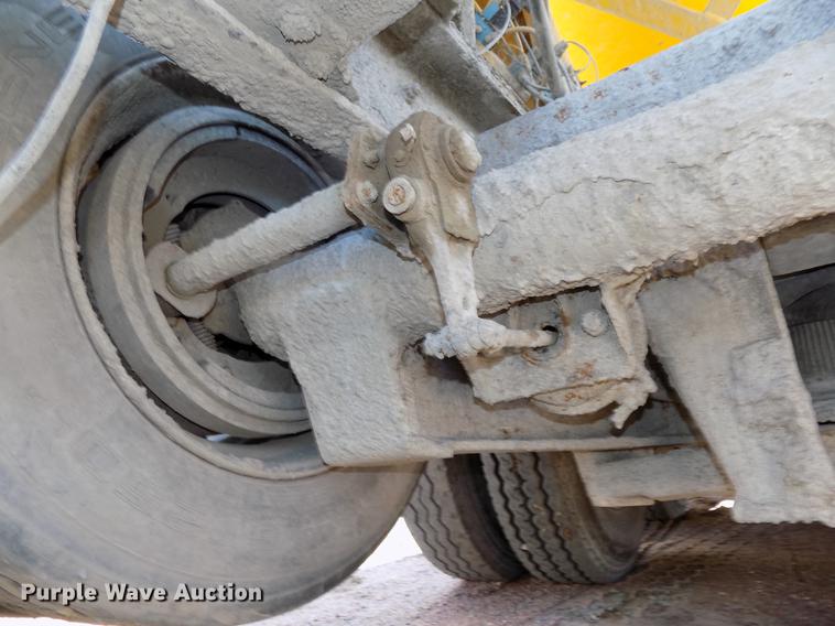 image for item DB8608 1995 Ford LT8000 ready mix truck