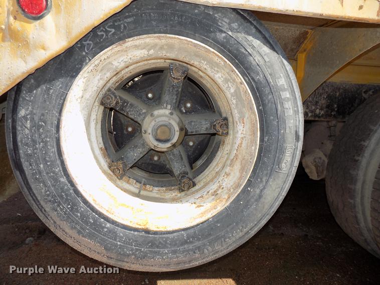 image for item DB8608 1995 Ford LT8000 ready mix truck