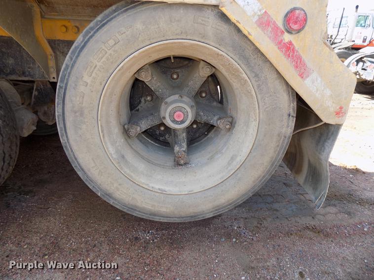 image for item DB8608 1995 Ford LT8000 ready mix truck