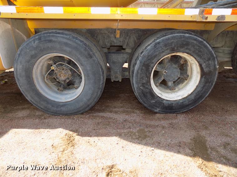 image for item DB8608 1995 Ford LT8000 ready mix truck