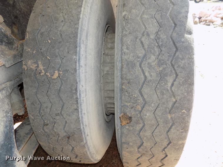 image for item DB8608 1995 Ford LT8000 ready mix truck