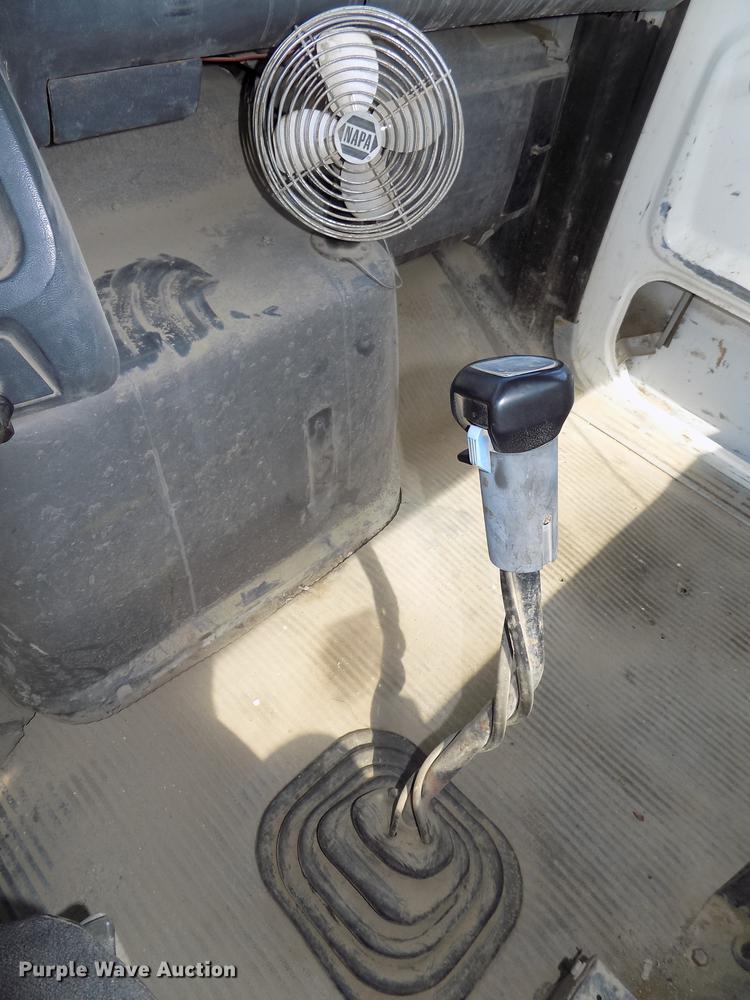 image for item DB8609 1991 Ford LT9000 ready mix truck