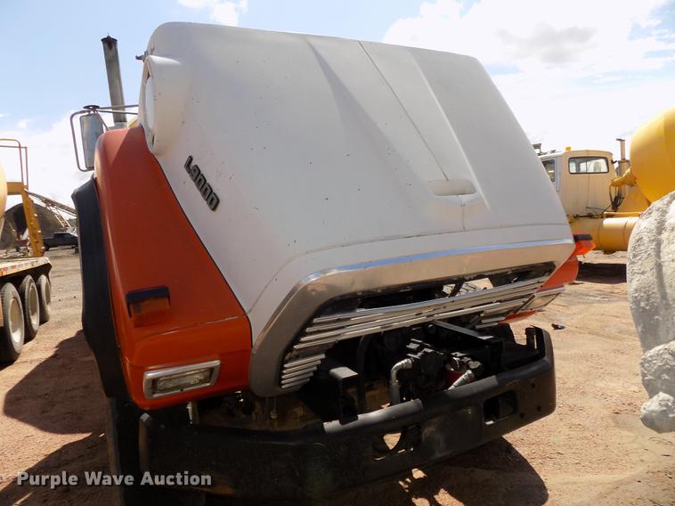 image for item DB8609 1991 Ford LT9000 ready mix truck