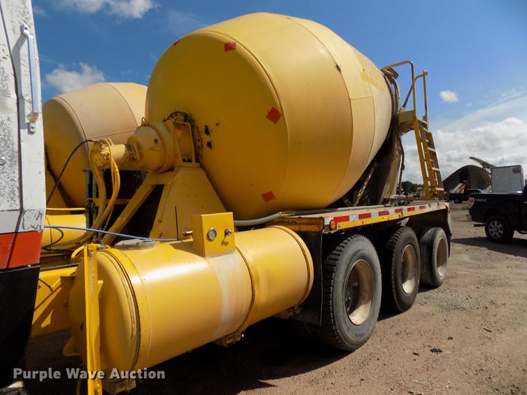 image for item DB8609 1991 Ford LT9000 ready mix truck