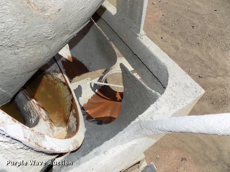 image for item DB8609 1991 Ford LT9000 ready mix truck