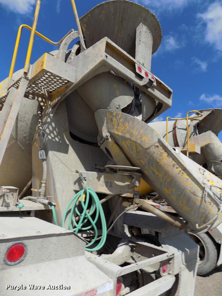 image for item DB8609 1991 Ford LT9000 ready mix truck