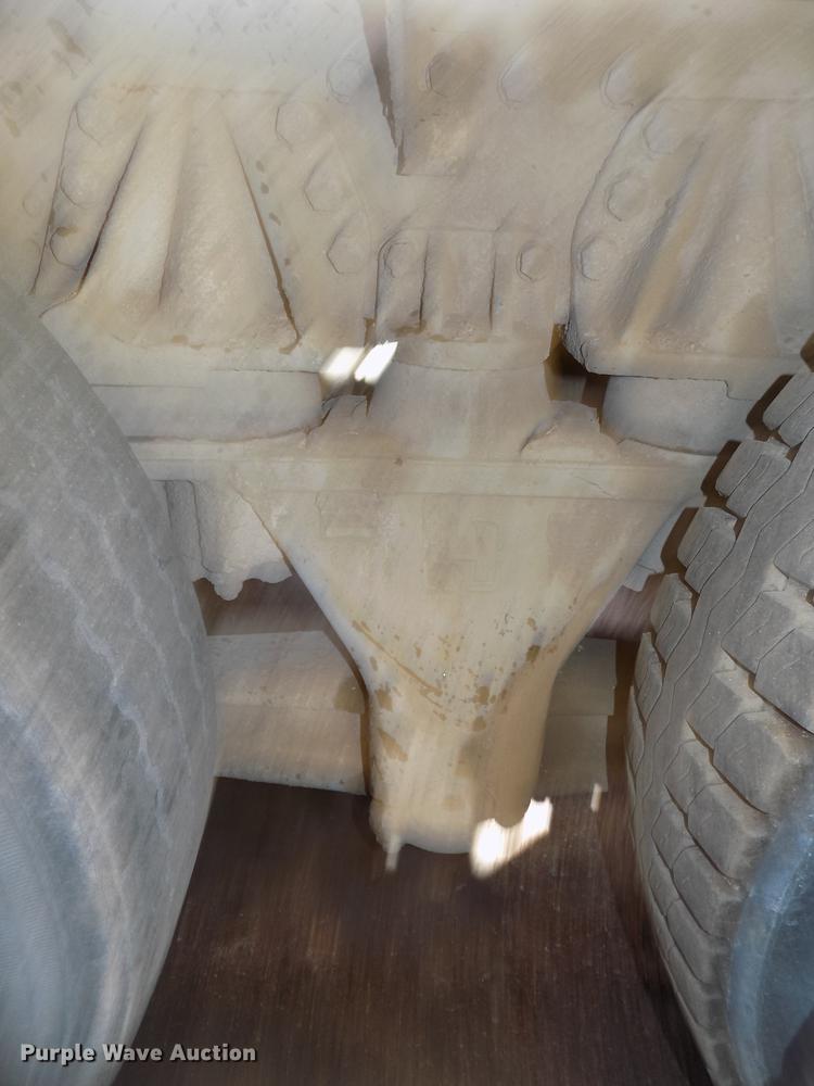 image for item DB8609 1991 Ford LT9000 ready mix truck