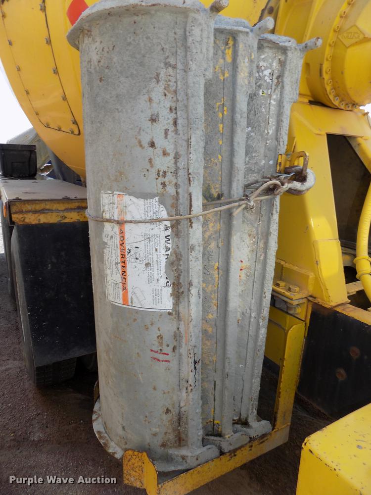 image for item DB8609 1991 Ford LT9000 ready mix truck