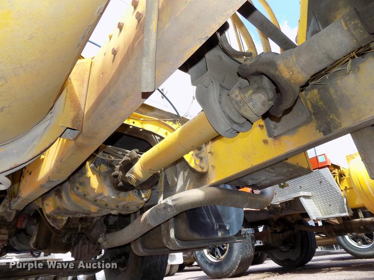 image for item DB8609 1991 Ford LT9000 ready mix truck