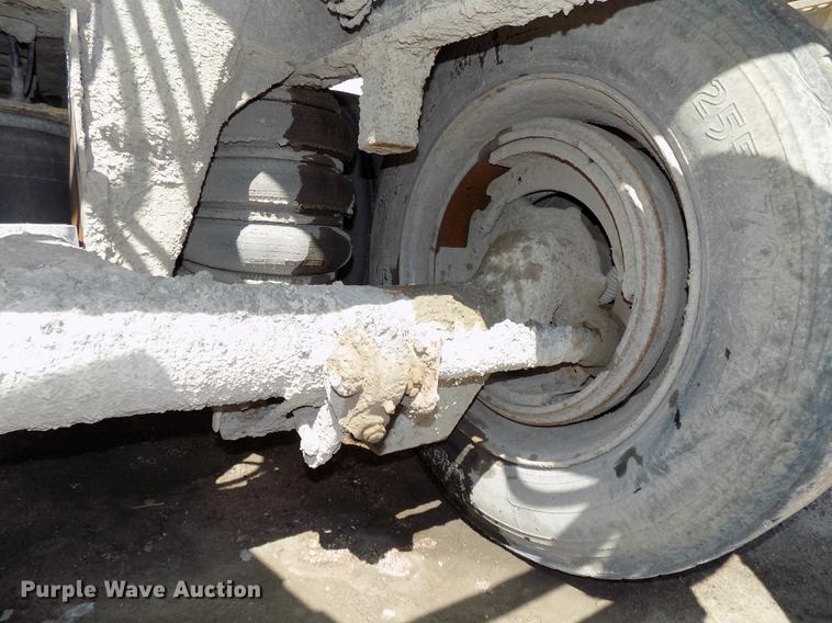 image for item DB8609 1991 Ford LT9000 ready mix truck