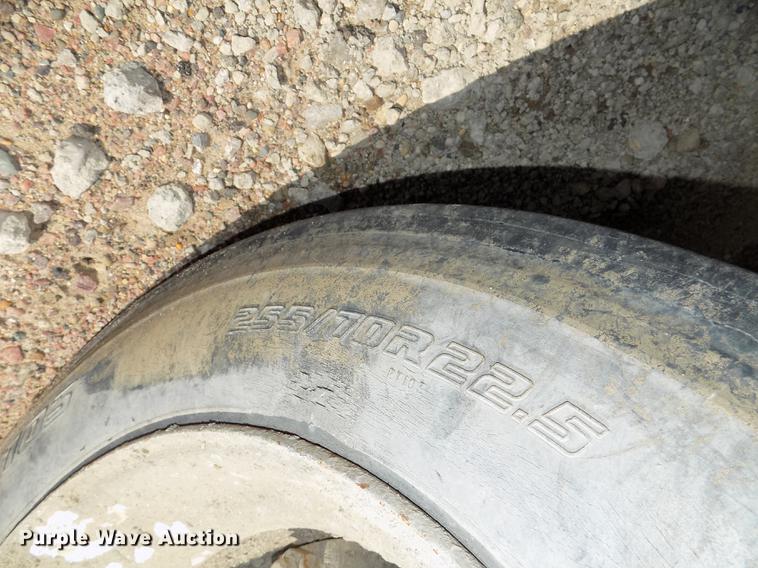 image for item DB8609 1991 Ford LT9000 ready mix truck