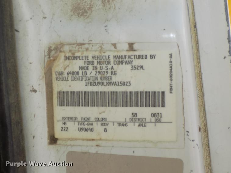 image for item DB8609 1991 Ford LT9000 ready mix truck