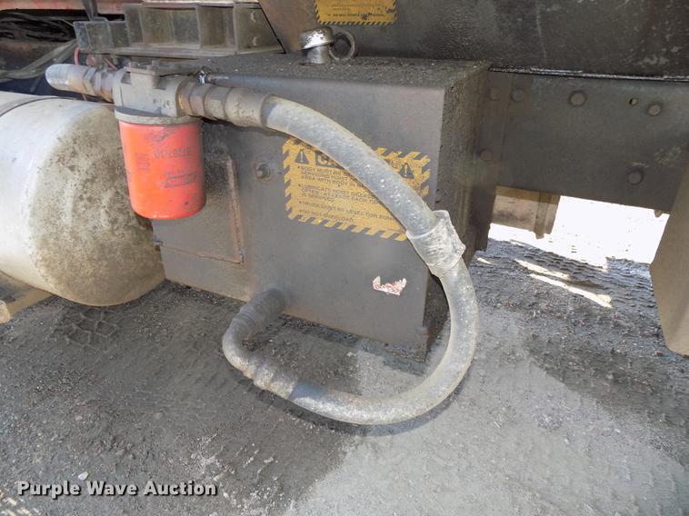 image for item DB8610 1991 Mack RD690S dump truck