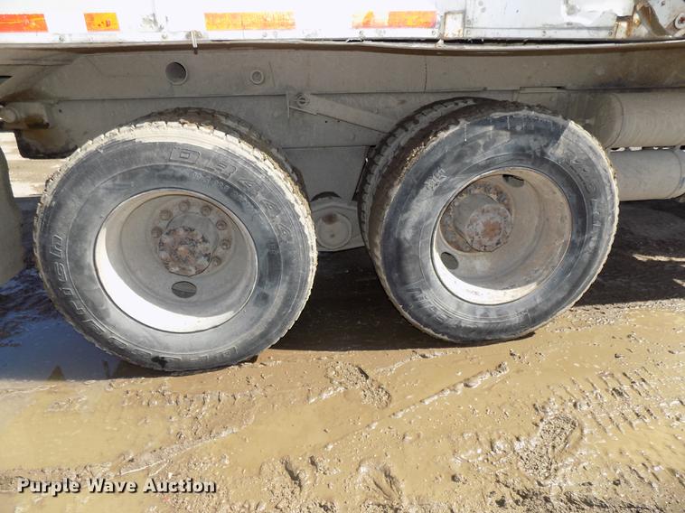 image for item DB8610 1991 Mack RD690S dump truck