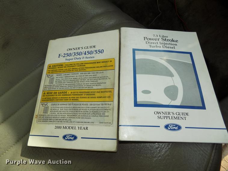 image for item DB8611 2000 Ford F550 Super Duty service truck with crane