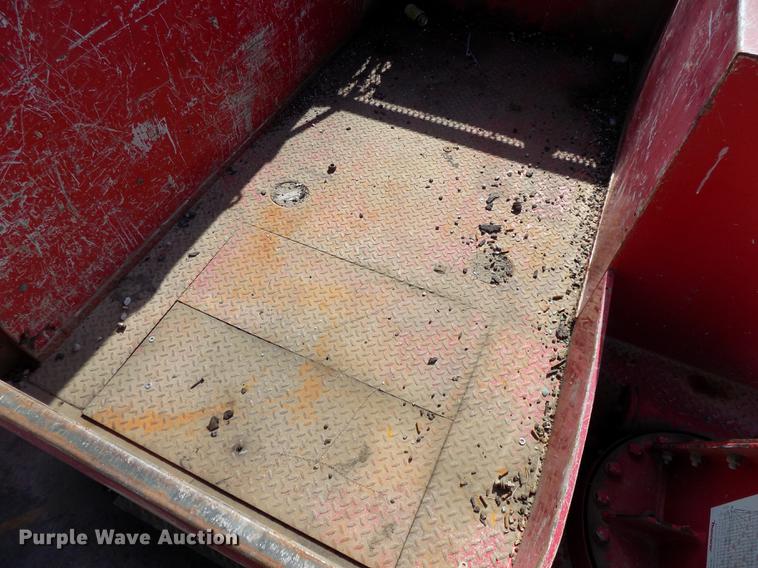 image for item DB8611 2000 Ford F550 Super Duty service truck with crane