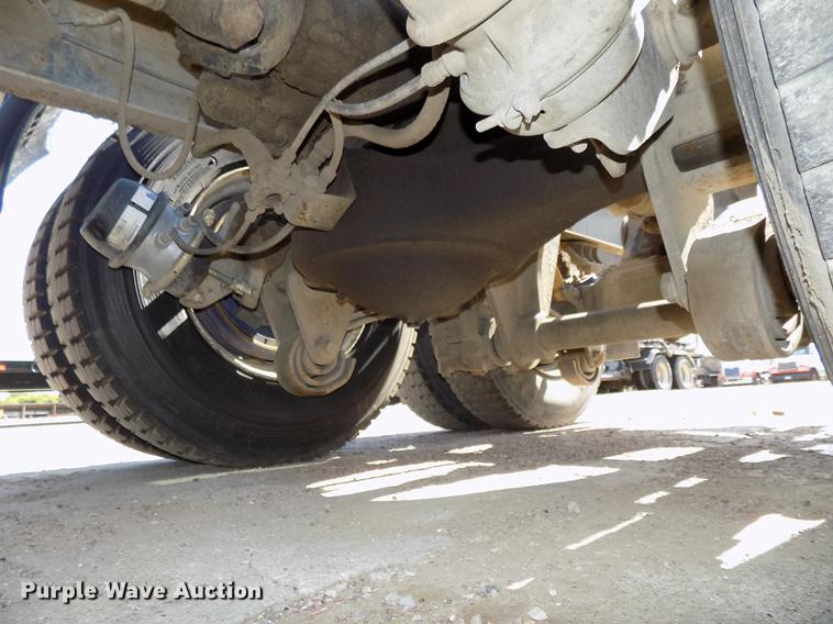 image for item DB8612 1995 Mack CH613 semi truck