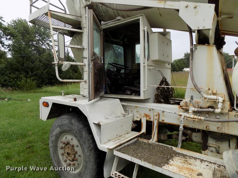 image for item DB8613 1999 Advance C10350A76811 ready mix truck