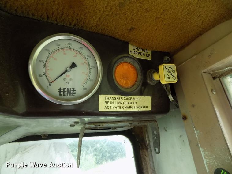 image for item DB8613 1999 Advance C10350A76811 ready mix truck