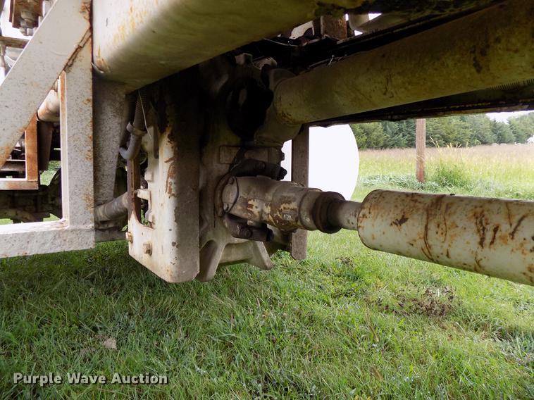 image for item DB8613 1999 Advance C10350A76811 ready mix truck