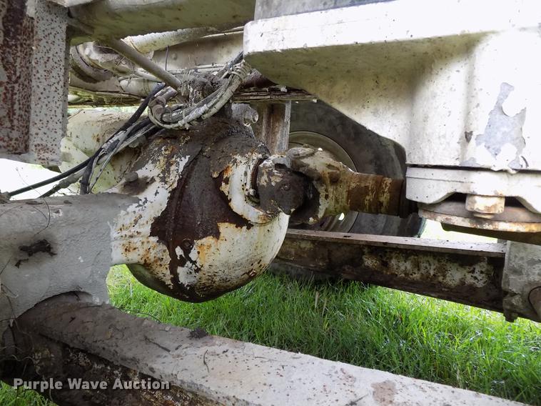 image for item DB8613 1999 Advance C10350A76811 ready mix truck