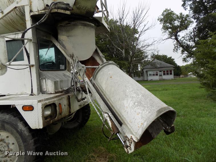 image for item DB8613 1999 Advance C10350A76811 ready mix truck