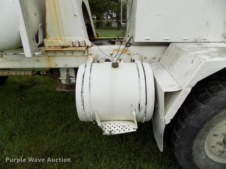 image for item DB8613 1999 Advance C10350A76811 ready mix truck