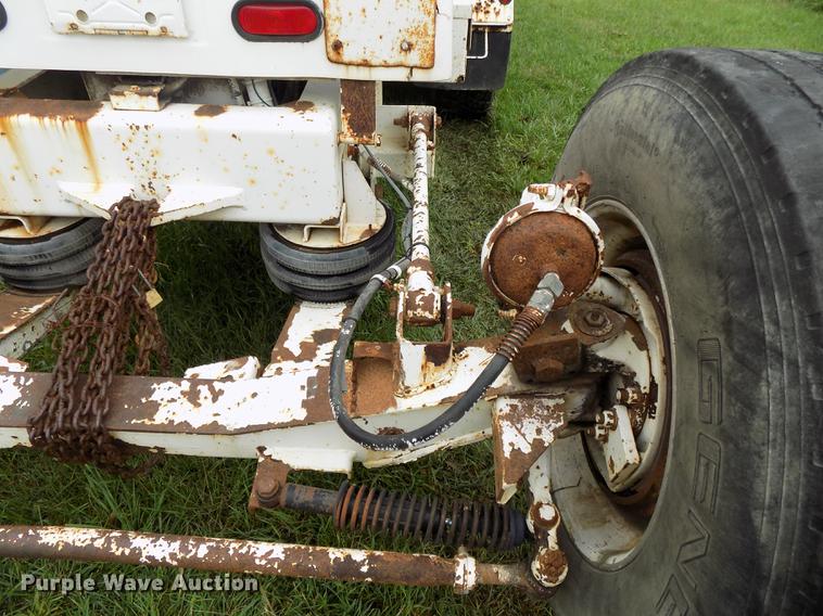 image for item DB8613 1999 Advance C10350A76811 ready mix truck