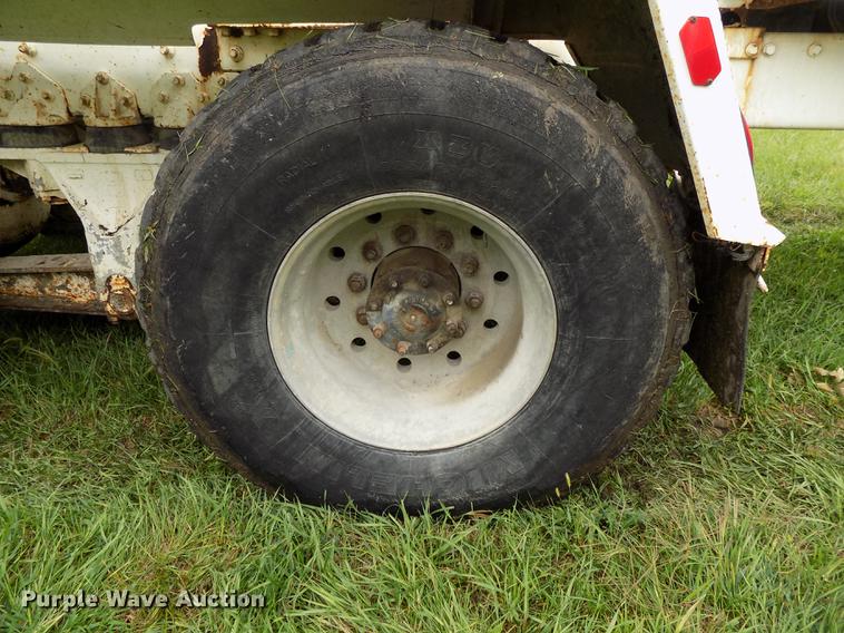 image for item DB8613 1999 Advance C10350A76811 ready mix truck