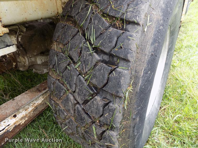 image for item DB8613 1999 Advance C10350A76811 ready mix truck