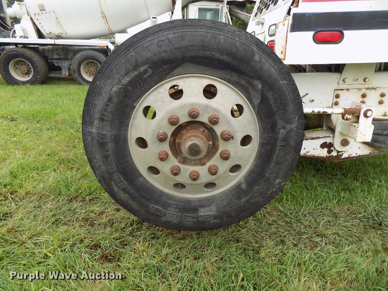 image for item DB8613 1999 Advance C10350A76811 ready mix truck