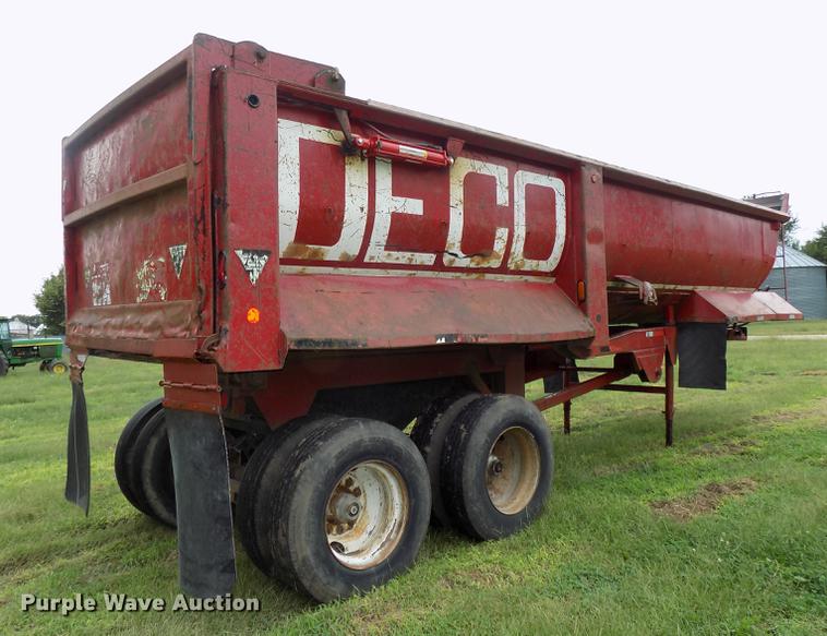 image for item DB8615 1995 Western Construction Components end dump trailer