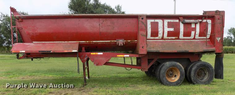 image for item DB8615 1995 Western Construction Components end dump trailer