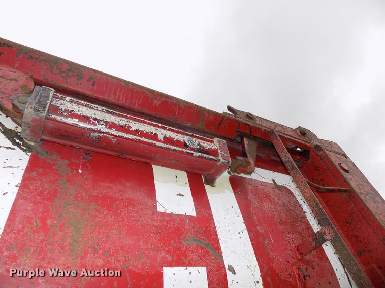 image for item DB8615 1995 Western Construction Components end dump trailer